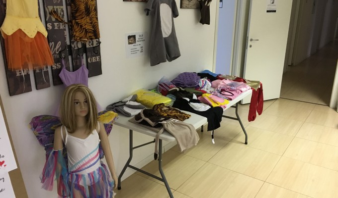 Costumi di scena come maschere di&nbsp;carnevale